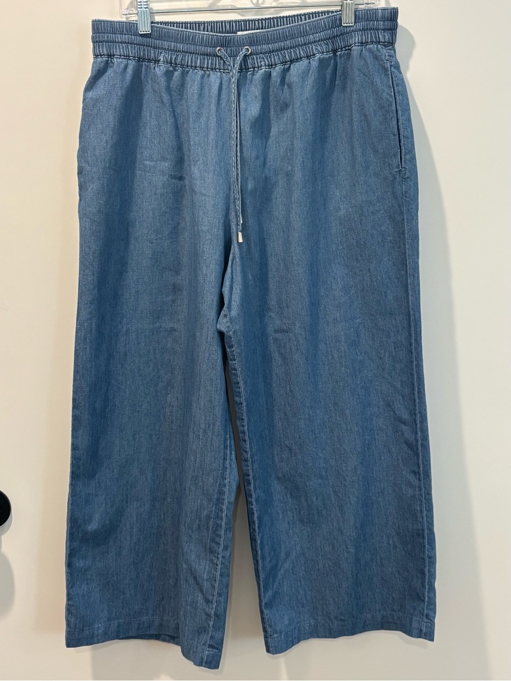 Cropped Wide Leg Cotton Chambray-Blue Pant